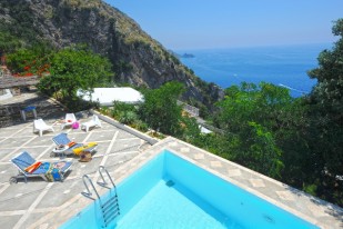 Amalfi coast villa for rent: Praiano